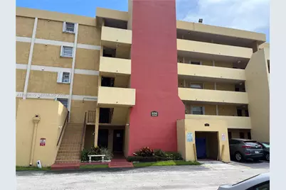 9190 Fontainebleau Blvd #202, Miami, FL 33172 - Photo 1