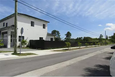 11998 SW 232nd St #-, Miami, FL 33170 - Photo 3