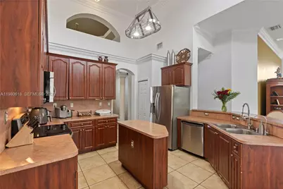 12981 SW 197th St, Miami, FL 33177 - Photo 13