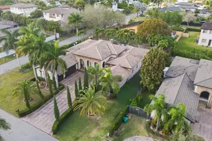 12981 SW 197th St, Miami, FL 33177 - Photo 69