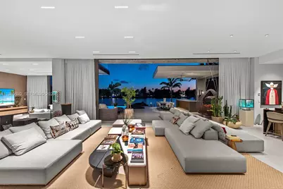 310 S Hibiscus Dr, Miami Beach, FL 33139 - Photo 7