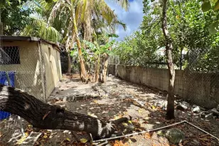 2395 SW 2nd St, Miami, FL 33135 - Photo 35