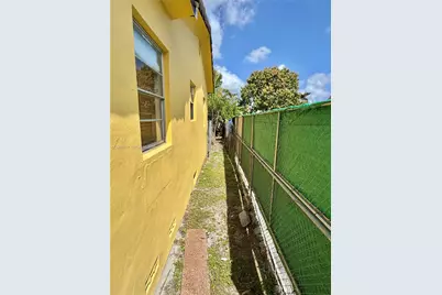 2395 SW 2nd Street, Miami, FL 33135 - Photo 41