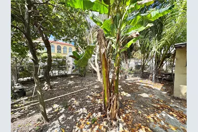 2395 SW 2nd Street, Miami, FL 33135 - Photo 37