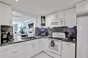 1889 S Ocean Dr, Hallandale Beach, FL 33009 - Photo 29