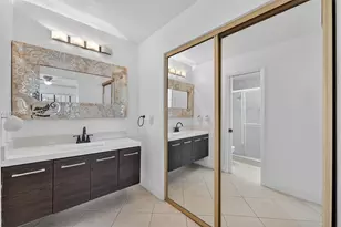 819 NE 199th St, Miami, FL 33179 - Photo 5