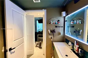 1600 NE 1st Ave, Miami, FL 33132 - Photo 23