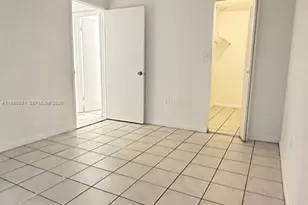 7125 NW 186th St, Hialeah, FL 33015 - Photo 17