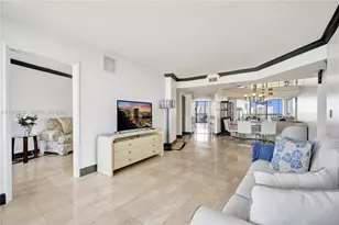 1000 W Island Blvd, Aventura, FL 33160 - Photo 67