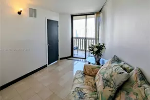 1000 W Island Blvd, Aventura, FL 33160 - Photo 25