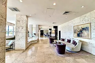 1000 W Island Blvd, Aventura, FL 33160 - Photo 11