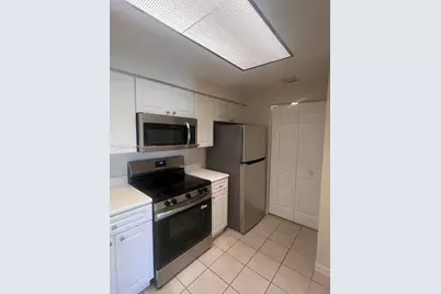 2726 Anzio Ct #308, Palm Beach Gardens, FL 33410 - Photo 3