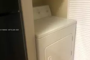 3979 NW 87th Ave, Sunrise, FL 33351 - Photo 13