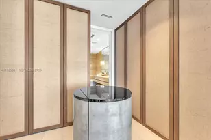 18975 Collins Ave, Sunny Isles Beach, FL 33160 - Photo 59