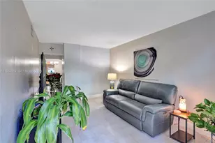 2258 SW 15th St, Miami, FL 33145 - Photo 17