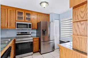 17337 SW 140th Ct, Miami, FL 33177 - Photo 9