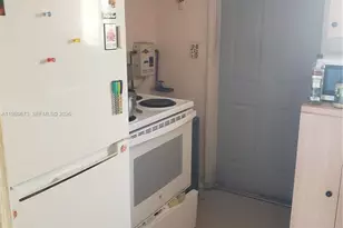 2101 SW 6th St, Miami, FL 33135 - Photo 9