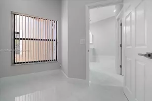 22665 Meridiana Dr, Boca Raton, FL 33433 - Photo 37