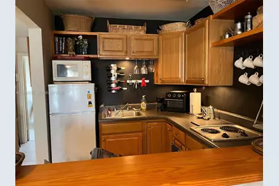 15610 NE 6th Ave #19C, Miami, FL 33162 - Photo 11