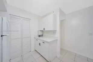 2620 S University Dr, Davie, FL 33328 - Photo 5