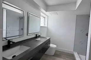 11840 NE 19th Dr, North Miami, FL 33181 - Photo 17