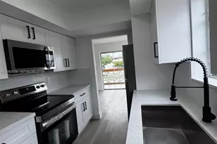 11840 NE 19th Dr, North Miami, FL 33181 - Photo 7