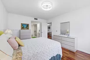 1200 SW 137th Ave, Pembroke Pines, FL 33027 - Photo 9