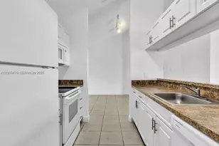 15770 SW 106th Terrace, Miami, FL 33196 - Photo 11