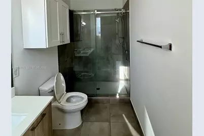 440 NE 35th Ct #2, Oakland Park, FL 33334 - Photo 15