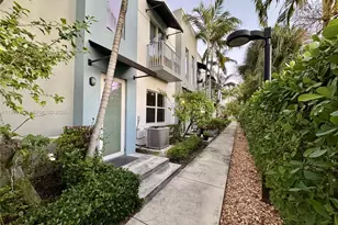 440 NE 35th Ct, Oakland Park, FL 33334 - Photo 1