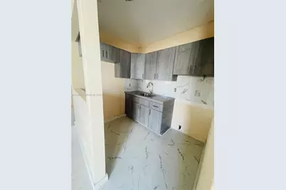 18425 NW 42nd Pl, Miami Gardens, FL 33055 - Photo 9