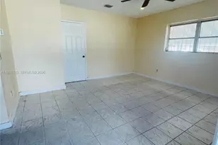 18425 NW 42nd Pl, Miami Gardens, FL 33055 - Photo 7