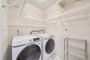 567 Racquet Club Rd, Weston, FL 33326 - Photo 25