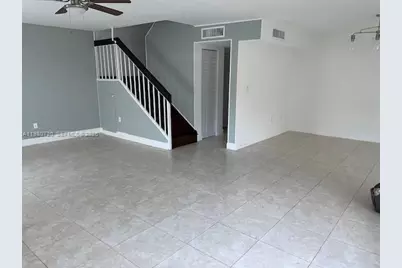 4716 SW 67th Ave #D1, Miami, FL 33155 - Photo 5