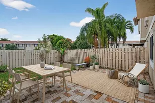 11160 NW 37th St, Sunrise, FL 33351 - Photo 3