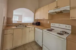 1270 SE 28th Ct, Homestead, FL 33035 - Photo 9