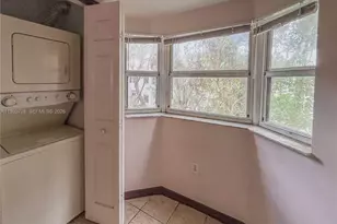 1270 SE 28th Ct, Homestead, FL 33035 - Photo 11