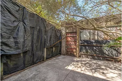 7740 NW 9th Ave, Miami, FL 33150 - Photo 15