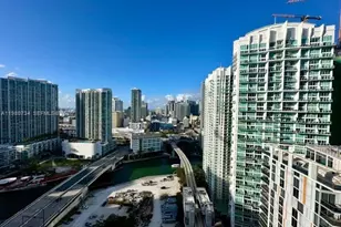 68 SE 6th St, Miami, FL 33131 - Photo 35