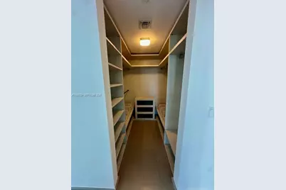 68 SE 6th St #2511, Miami, FL 33131 - Photo 19