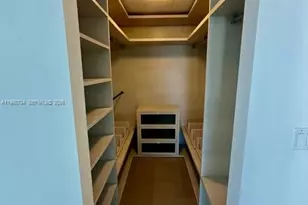 68 SE 6th St, Miami, FL 33131 - Photo 19