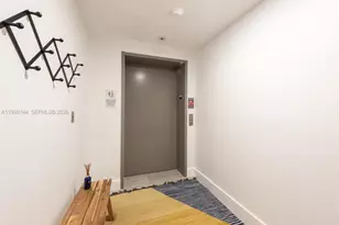 16385 Biscayne Blvd, North Miami Beach, FL 33160 - Photo 23