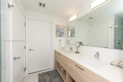 16385 Biscayne Blvd #2304, North Miami Beach, FL 33160 - Photo 17