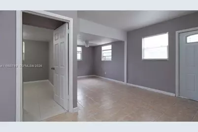 2378 NW 60th St, Miami, FL 33142 - Photo 11