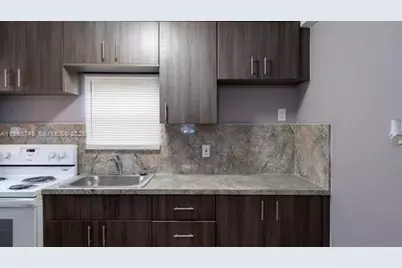 2378 NW 60th St, Miami, FL 33142 - Photo 19