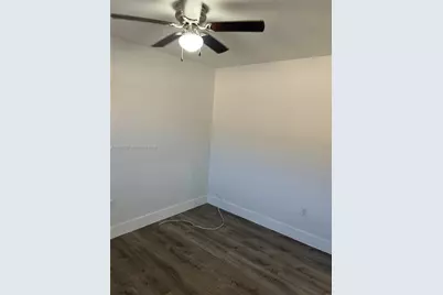 34 W 31st St #4, Hialeah, FL 33012 - Photo 5