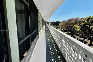 1425 Arthur St, Hollywood, FL 33020 - Photo 37