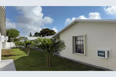 220 NW 12th St, Pompano Beach, FL 33060 - Photo 13