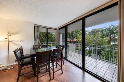 2000 Towerside Ter #412, Miami, FL 33138 - Photo 7