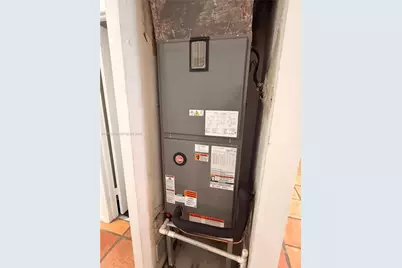 6641 NW 174th Ter, Hialeah, FL 33015 - Photo 41